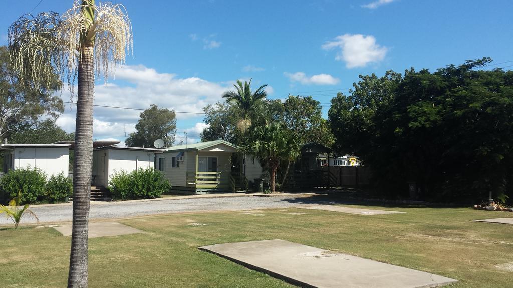 Bushchooks Travellers Village Bororen Exterior foto