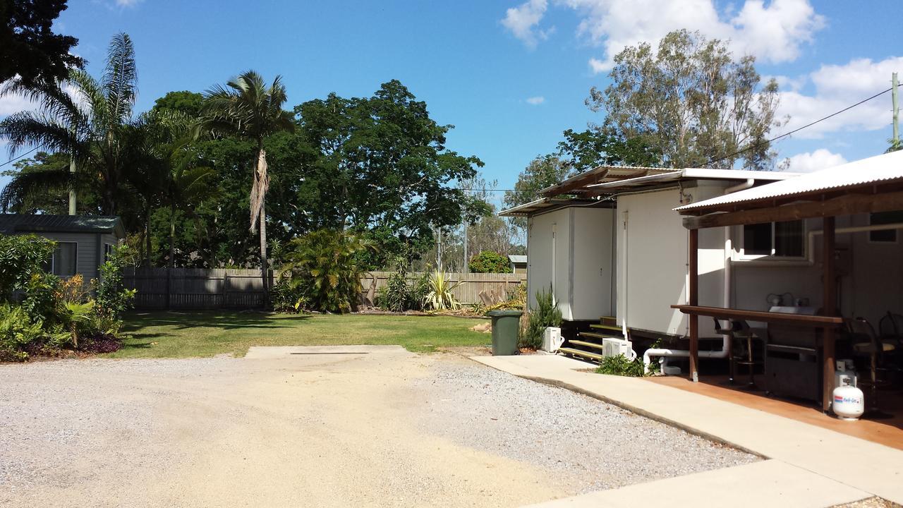 Bushchooks Travellers Village Bororen Exterior foto